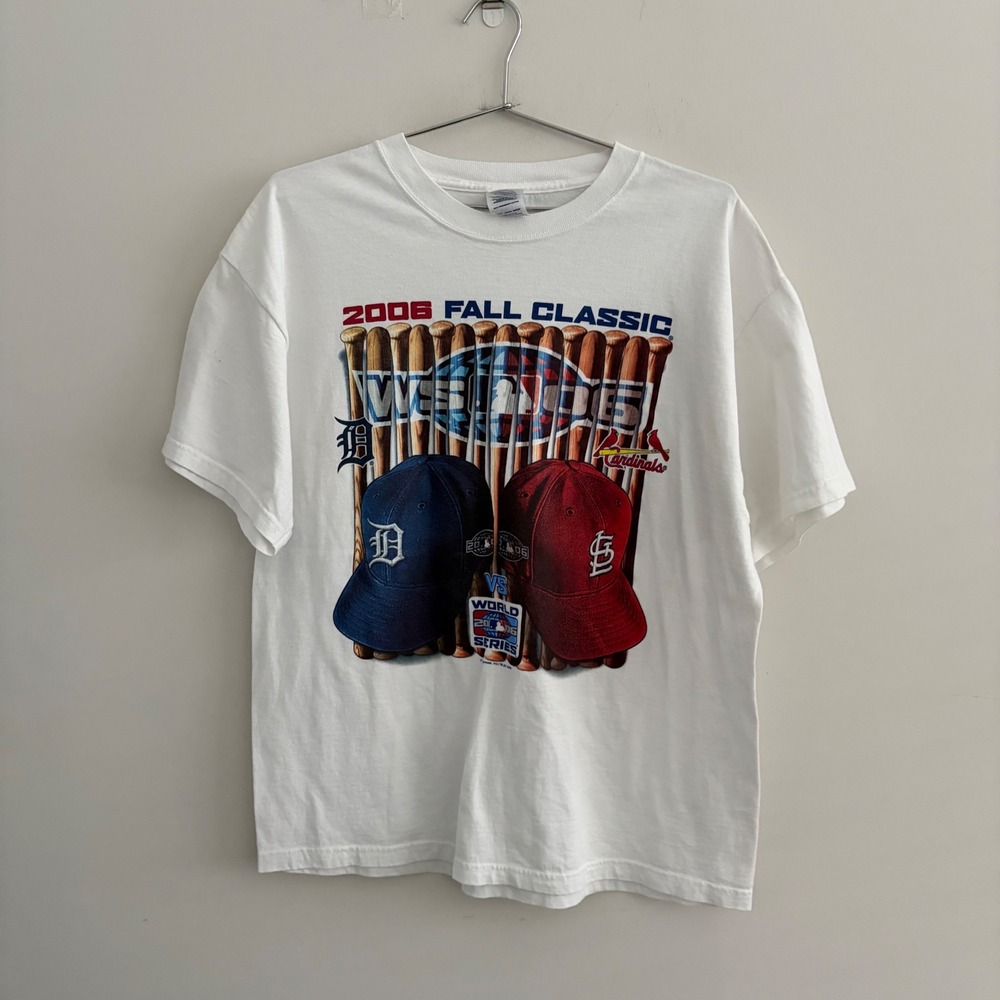 Vintage Delta 2006 World Series Fall Classic Tigers vs Cardinals T-Shirt Large